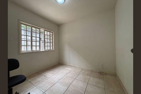 Casa à venda com 3 quartos, 300m² em Itaipu, Niterói