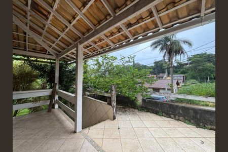 Casa à venda com 3 quartos, 300m² em Itaipu, Niterói