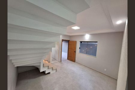Casa à venda com 2 quartos, 120m² em Itaipu, Niterói