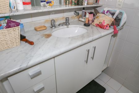 Apartamento à venda com 130m², 3 quartos e 2 vagasBanheiro da Suíte