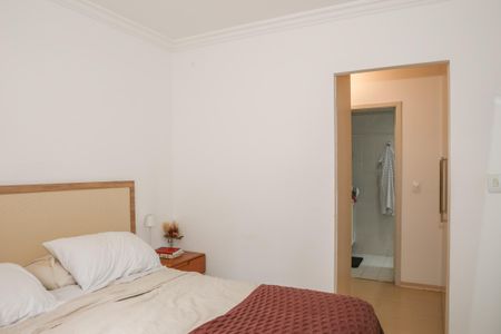 Apartamento à venda com 130m², 3 quartos e 2 vagasSuíte