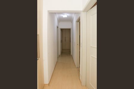 Apartamento à venda com 130m², 3 quartos e 2 vagasCorredor