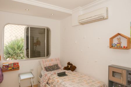 Apartamento à venda com 130m², 3 quartos e 2 vagasQuarto 2