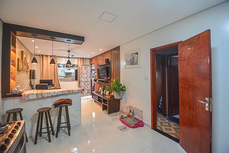 Casa à venda com 89m², 2 quartos e 2 vagasCozinha