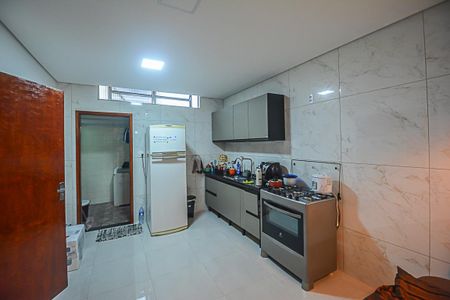 Casa à venda com 89m², 2 quartos e 2 vagasCozinha