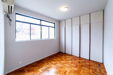 Apartamento à venda com 75m², 2 quartos e 1 vaga Apartamento à venda com 75m², 2 quartos e 1 vagaQuarto 2