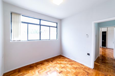 Apartamento à venda com 75m², 2 quartos e 1 vaga Apartamento à venda com 75m², 2 quartos e 1 vagaQuarto 1