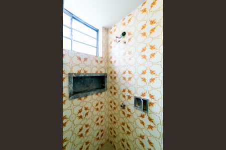 Apartamento à venda com 75m², 2 quartos e 1 vaga Apartamento à venda com 75m², 2 quartos e 1 vagaBanheiro Social