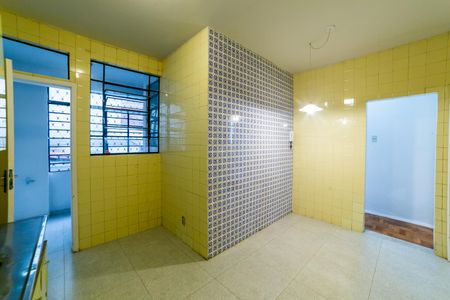 Apartamento à venda com 75m², 2 quartos e 1 vaga Apartamento à venda com 75m², 2 quartos e 1 vagaCozinha