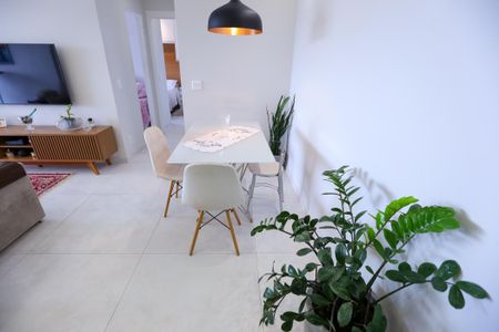 Apartamento para alugar com 62m², 2 quartos e 1 vagaSala