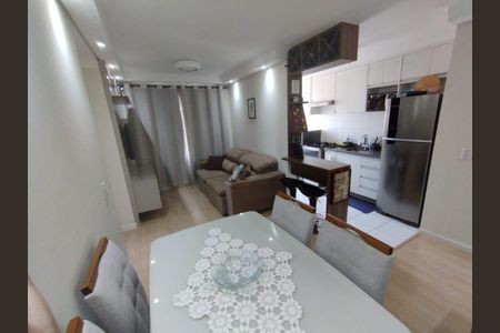 Apartamento à venda com 2 quartos, 48m² em Vila Satúrnia, Campinas