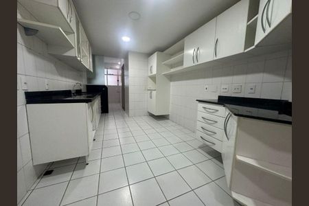 Apartamento à venda com 3 quartos, 140m² em Icaraí, Niterói