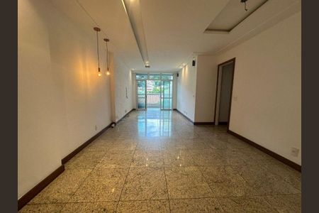 Apartamento à venda com 3 quartos, 140m² em Icaraí, Niterói