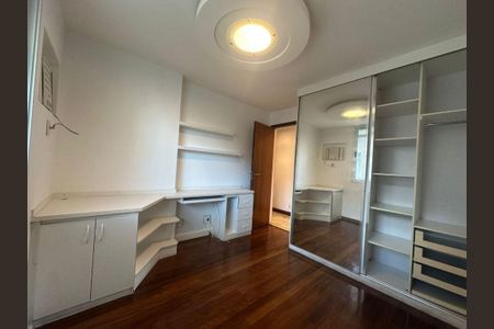 Apartamento à venda com 3 quartos, 140m² em Icaraí, Niterói