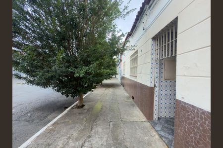 Casa à venda com 100m², 1 quarto e sem vaga