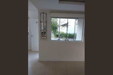 Casa à venda com 2 quartos, 74m² em Serra Grande, Niterói