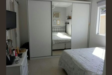 Casa à venda com 2 quartos, 74m² em Serra Grande, Niterói