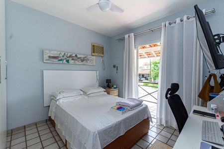 Casa à venda com 3 quartos, 180m² em Sapê, Niterói