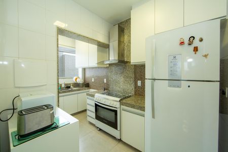 Apartamento à venda com 172m², 3 quartos e 3 vagas Apartamento à venda com 172m², 3 quartos e 3 vagasCOZINHA