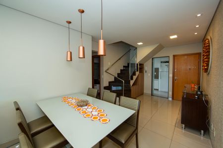 Apartamento à venda com 172m², 3 quartos e 3 vagas Apartamento à venda com 172m², 3 quartos e 3 vagasSALA
