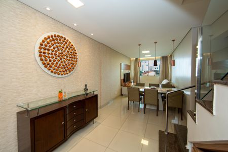 Apartamento à venda com 172m², 3 quartos e 3 vagas Apartamento à venda com 172m², 3 quartos e 3 vagasSALA