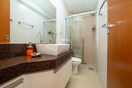 Apartamento à venda com 172m², 3 quartos e 3 vagas Apartamento à venda com 172m², 3 quartos e 3 vagasBANHEIRO1