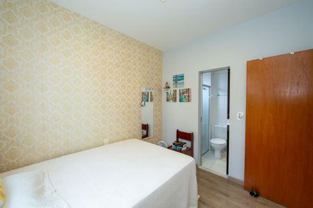 Apartamento à venda com 172m², 3 quartos e 3 vagas Apartamento à venda com 172m², 3 quartos e 3 vagasQUARTO3