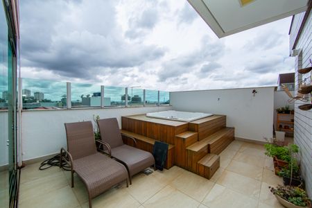 Apartamento à venda com 172m², 3 quartos e 3 vagas Apartamento à venda com 172m², 3 quartos e 3 vagasCOBERTURA