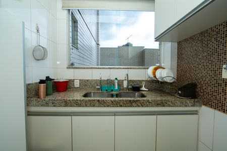 Apartamento à venda com 172m², 3 quartos e 3 vagas Apartamento à venda com 172m², 3 quartos e 3 vagasCOZINHA