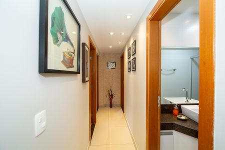 CORREDOR de apartamento à venda com 4 quartos, 172m² em Caiçaras, Belo Horizonte