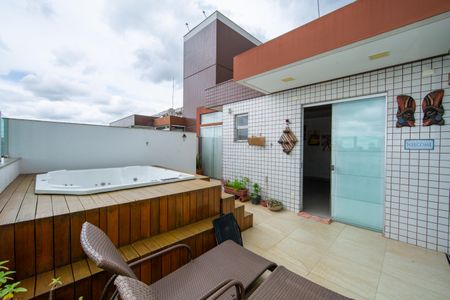 Apartamento à venda com 172m², 3 quartos e 3 vagas Apartamento à venda com 172m², 3 quartos e 3 vagasCOBERTURA