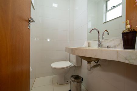 Apartamento à venda com 172m², 3 quartos e 3 vagas Apartamento à venda com 172m², 3 quartos e 3 vagasBANHEIRO4