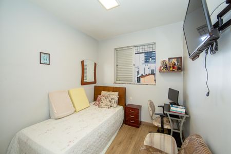 Apartamento à venda com 172m², 3 quartos e 3 vagas Apartamento à venda com 172m², 3 quartos e 3 vagasQUARTO1