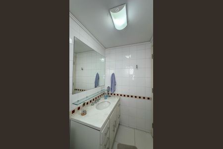 Apartamento para alugar com 106m², 1 quarto e 2 vagas Apartamento para alugar com 106m², 1 quarto e 2 vagasBanheiro