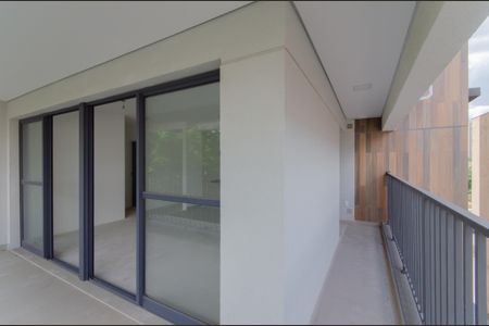 Varanda de apartamento à venda com 2 quartos, 68m² em Vila Mariana, São Paulo