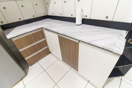 Casa à venda com 180m², 5 quartos e 2 vagas Casa à venda com 180m², 5 quartos e 2 vagasCozinha