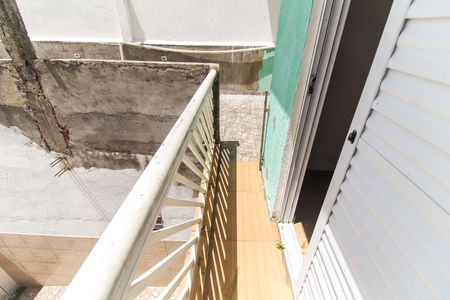 Casa à venda com 180m², 5 quartos e 2 vagas Casa à venda com 180m², 5 quartos e 2 vagasVaranda dos Quartos 3 e 4