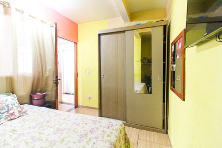 Casa à venda com 180m², 5 quartos e 2 vagas Casa à venda com 180m², 5 quartos e 2 vagasQuarto 2