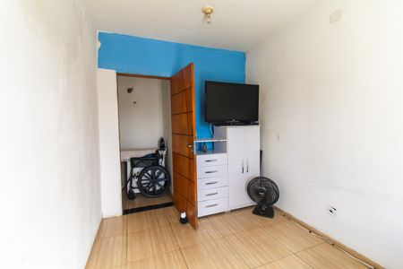 Casa à venda com 180m², 5 quartos e 2 vagas Casa à venda com 180m², 5 quartos e 2 vagasQuarto 4