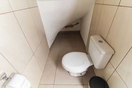 Casa à venda com 180m², 5 quartos e 2 vagas Casa à venda com 180m², 5 quartos e 2 vagasLavabo