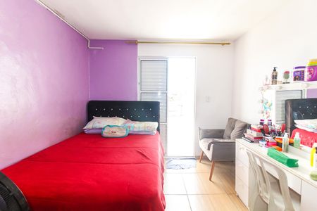 Casa à venda com 180m², 5 quartos e 2 vagas Casa à venda com 180m², 5 quartos e 2 vagasQuarto 3