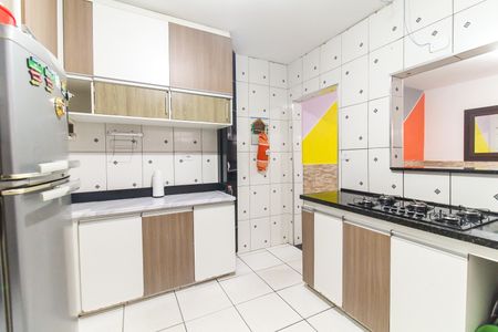 Casa à venda com 180m², 5 quartos e 2 vagas Casa à venda com 180m², 5 quartos e 2 vagasCozinha