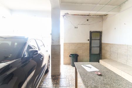 Casa à venda com 180m², 5 quartos e 2 vagas Casa à venda com 180m², 5 quartos e 2 vagasGaragem