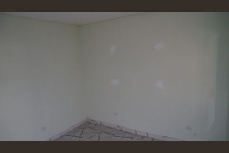 Quarto de casa para alugar com 1 quarto, 40m² em Jardim Adriana, Guarulhos
