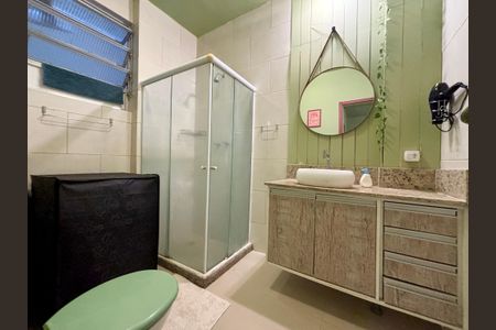 Banheiro social de apartamento para alugar com 1 quarto, 40m² em Copacabana, Rio de Janeiro