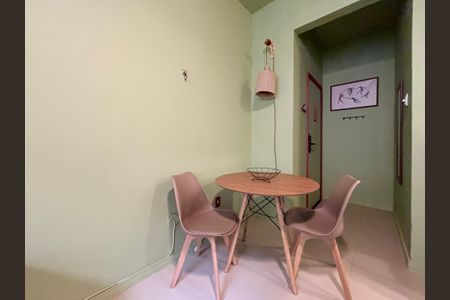 Sala de apartamento para alugar com 1 quarto, 40m² em Copacabana, Rio de Janeiro
