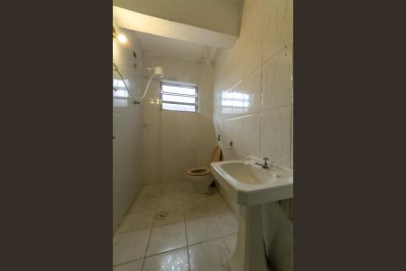 Banheiro de casa para alugar com 1 quarto, 69m² em Vila Santa Luzia, São Bernardo do Campo