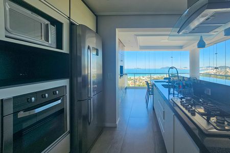 Apartamento para alugar com 101m², 3 quartos e 2 vagas Apartamento para alugar com 101m², 3 quartos e 2 vagascozinha