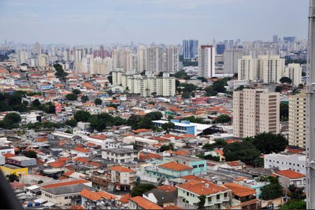 Apartamento para alugar com 42m², 2 quartos e sem vaga Apartamento para alugar com 42m², 2 quartos e sem vagaDetalhe - Vista da Varanda da Sala