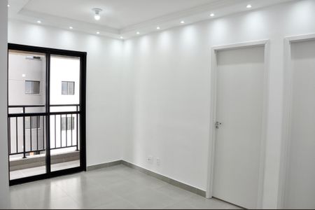 Apartamento para alugar com 42m², 2 quartos e sem vaga Apartamento para alugar com 42m², 2 quartos e sem vagaDetalhe - Sala